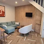Maison De Saint Paul 2 *